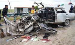 Kırıkkale'de otomobiller çarpıştı: 2 ölü, 7 yaralı