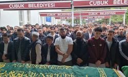 Motosiklet kazasında hayatını kaybeden genç futbolcu son yolculuğuna uğurlandı