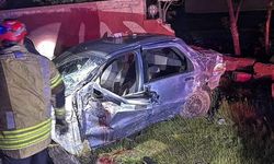 Muş'ta aynı otomobilde bulunan 4 kız kardeş kaza geçirdi: 1 ölü