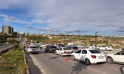 Otomobil ile minibüs çarpıştı: 1 yaralı