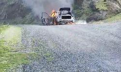 Otomobil yayla yolunda yanarak hurdaya döndü