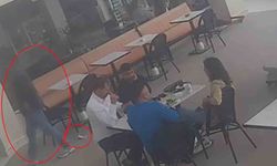 Sahilde aradığı parasını kafede düşüren vatandaşın o anları kameraya yansıdı