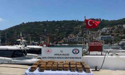 Sahile vuran şüpheli paketten 40 milyon TL'lik macun esrar çıktı