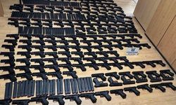 Sınır kapısında tırda 198 kaçak tabanca ele geçirildi