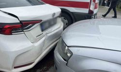 Sinop'ta zincirleme trafik kazası: 5 yaşındaki çocuk yaralandı