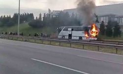 TEM'de yolcu otobüsü alev alev yandı