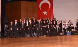 Sağlık çalışanları bu kez türküleriyle şifa verdi