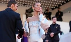 Cannes'da Bella Hadid rüzgarı