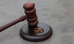 Sürekli iş değiştirmek boşanma sebebi sayıldı