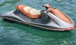 Jet skiyle denize açılan iki arkadaş suya düştü: 1 ölü
