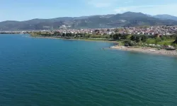 İznik Gölü'nde balıkçıların ağına tarihi gemi dümeni takıldı