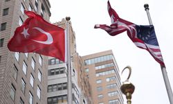 New York'ta 43. Türk Günü Yürüyüşü için bayrak çekme töreni düzenlendi