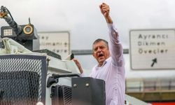 Özel Özel İzmir'e gidiyor