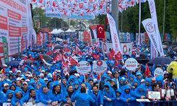 Bursa’da 1 Mayıs’a Uluslararası Katılım: Gökdere Meydanı Doldu