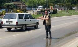 Bursa’da Merinos Kavşağı’nda tehlike! Yola dökülen yağ sürücülere zor anlar yaşattı