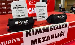 CHP Bursa Bayramlaşmasına Sarıbal'ın mezar taşı getirildi