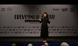 Akademisyen anne Bursalı vatandaşlarla buluştu