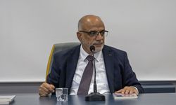 BUÜ’de roman, para ve kapitalizm konuşuldu