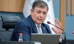 Cemil Tugay partiden istifa etti