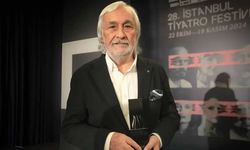 Usta tiyatrocu Müjdat Gezen'e hapis cezası
