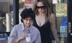 Jennifer Lopez’in kızı cinsiyet değiştirdi!