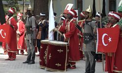 Bursa’da 25 ülkenin öğrencisi mehterde buluştu