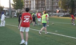 Anneler sahaya indi, bağımlılığa kırmızı kart gösterdi