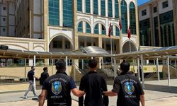 '12'den sonra Antalya'da devlet biziz' diye paylaşım yaptı, gece operasyonuyla yakalandı