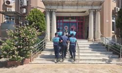 Didim'de 16 düzensiz göçmen yakalandı, 2 organizatör tutuklandı