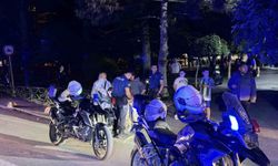 Eskişehir'de parkta alkol alan şahıslar arasında kavga