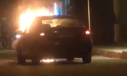 Gaziantep'te seyir halindeki otomobil alev aldı