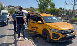 Gaziantep'te taksi durağı önünde bıçaklı kavga: 6 yaralı