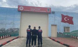 Jandarma çeşitli suçlardan aranan 48 kişiyi yakaladı