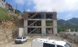 Kahramanmaraş'ta inşaattan düşen işçi ağır yaralandı