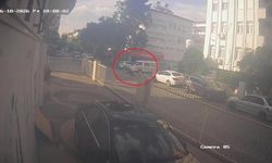 Kamyonetle çarpışan motosikletin sürücüsü kazayı kask sayesinde kazayı hafif sıyrıklarla atlattı