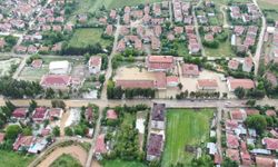 Kastamonu'da dolu yağışı hayatı felç etti: İlçe beyaza büründü, ev ve iş yerlerini su bastı