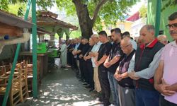 Kocasının öldürdüğü Aslıhan öğretmen ve babası toprağa verildi
