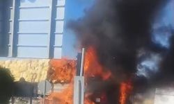 Malatya'da saman yüklü tır alev alev yandı