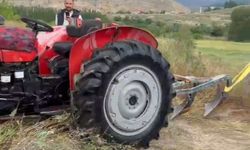 Malatya'da traktör kanala uçtu, sürücü son anda kurtuldu