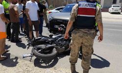 Mardin'de motosiklet ile otomobil çarpıştı: 1 yaralı