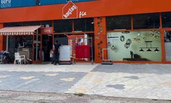 Muğla'da Koç Holding'e bağlı Koçtaş'a taşlı saldırı