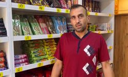 Olayın yaşandığı büfe çalışanı; '6 yıllık esnafım, ilk defa başımıza böyle bir olay geliyor'