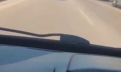 Otobanda kaza kamerada, kıl payıyla kazadan kurtuldu