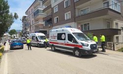 Otomobil apartman bahçesine uçtu, faciadan dönüldü