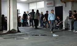 Otomobilin camından sarkan 19 yaşındaki genç hayatını kaybetti