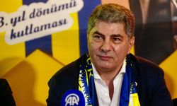 Hakan Safi yıldız golcüyle anlaşmaya vardı