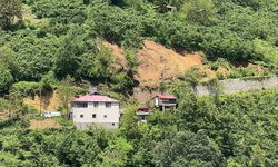 Heyelan nedeniyle 33 ev boşaltıldı