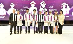 Şahinkaya Eğitim Kurumları’nda mezuniyet coşkusu
