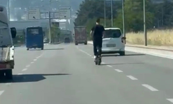 Kask yok, özgüven tam! Canını hiçe saydı