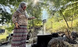 Kazanlarda şifa kaynatılıyor! Yurt dışından bile talep var